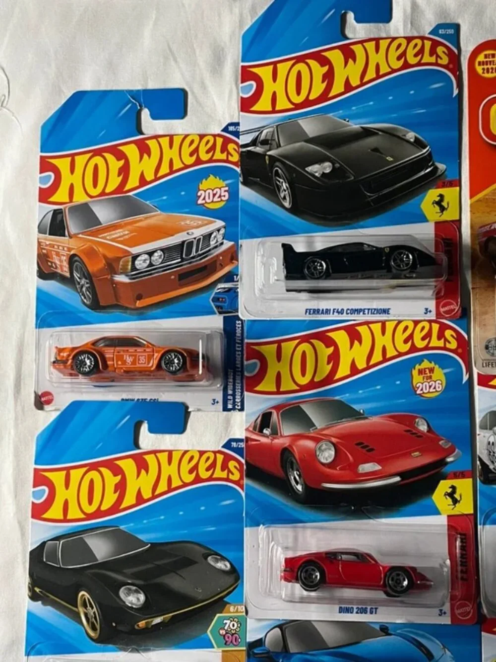 26 hot wheels cars / ready to use
